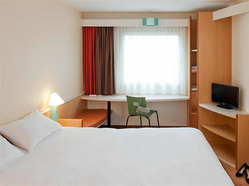 Hotel ibis Rennes Centre Gare Sud 3*,